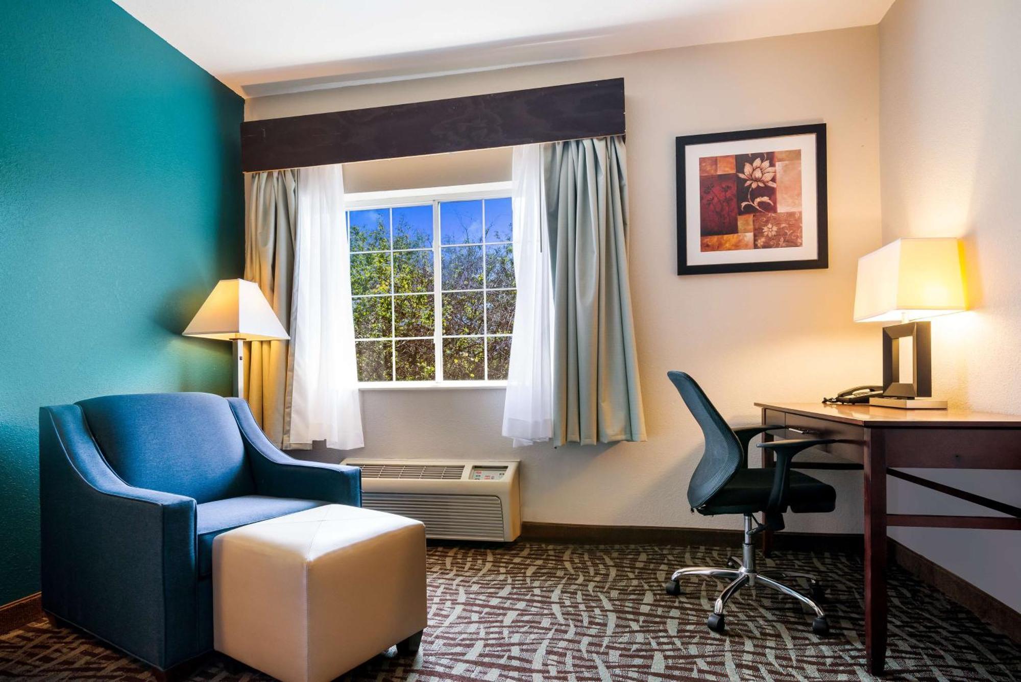 Surestay Plus Hotel By Best Western Topeka Exterior foto